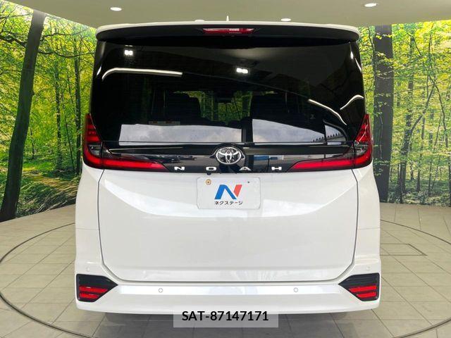 Toyota NOAH 2024-07 8131616-15