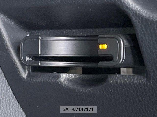 Toyota NOAH 2024-07 8131616-6