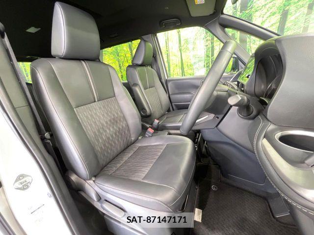 Toyota NOAH 2024-07 8131616-7