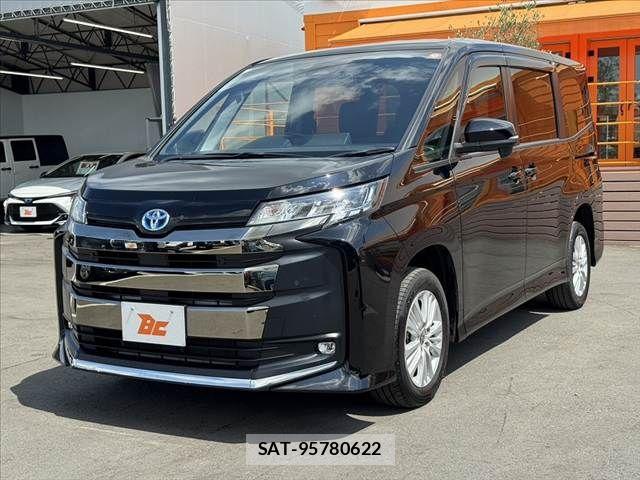 Toyota NOAH 2024-10 8131605-9