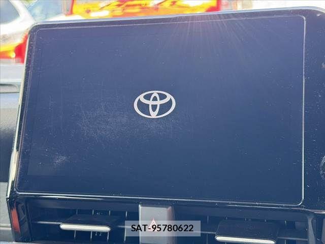 Toyota NOAH 2024-10 8131605-2