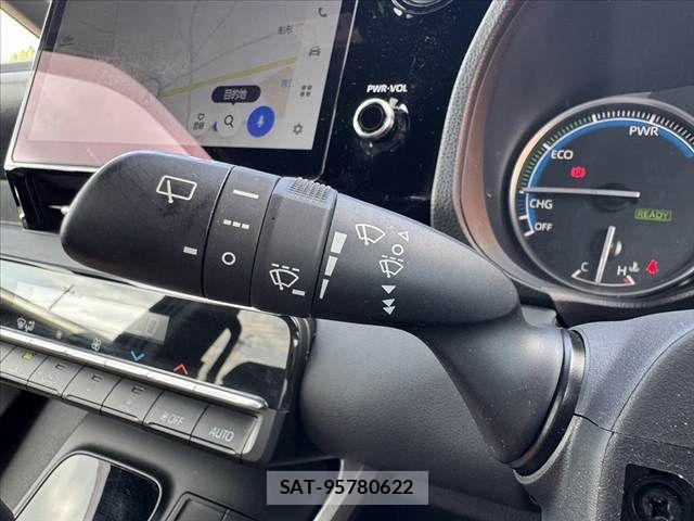 Toyota NOAH 2024-10 8131605-29