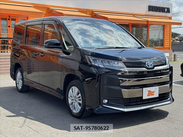 Toyota NOAH 2024-10 8131605-7