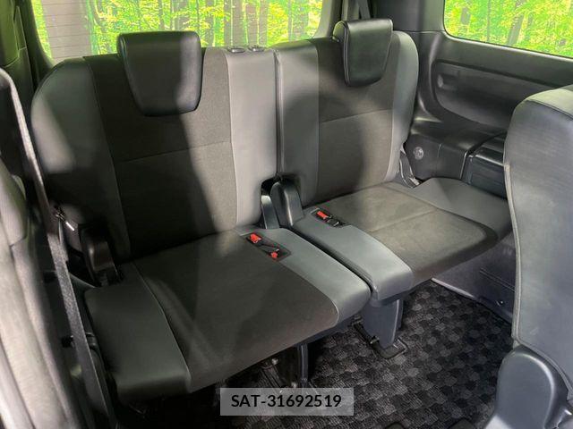 Toyota NOAH 2019-11 8131617-9