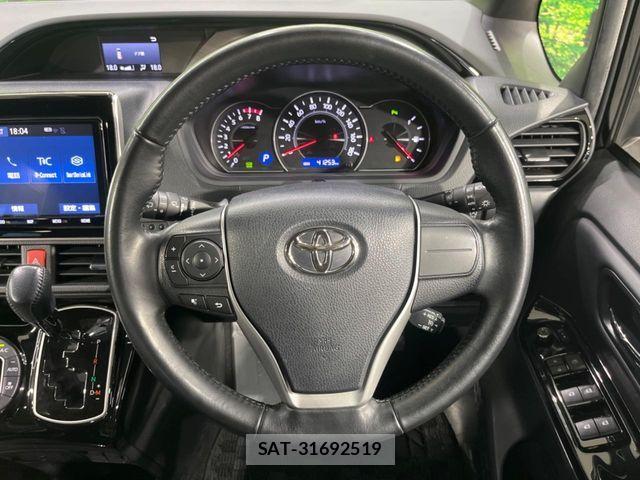 Toyota NOAH 2019-11 8131617-11