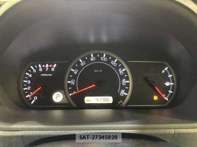 Toyota NOAH 2015-02 8131626-10