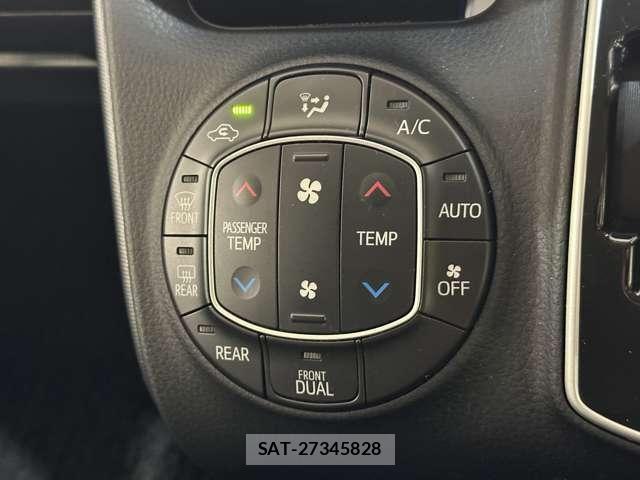 Toyota NOAH 2015-02 8131626-22