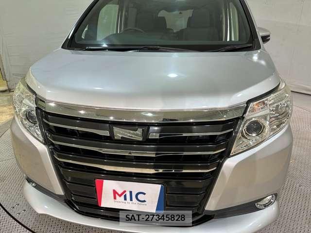 Toyota NOAH 2015-02 8131626-29