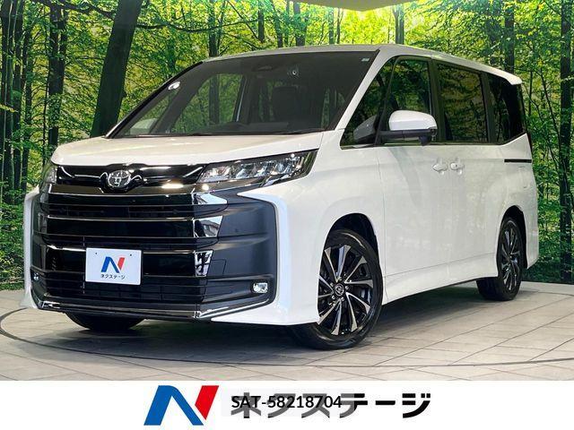 Toyota NOAH 2023-04 8131606-0