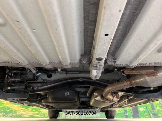Toyota NOAH 2023-04 8131606-19
