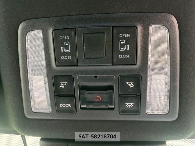 Toyota NOAH 2023-04 8131606-6