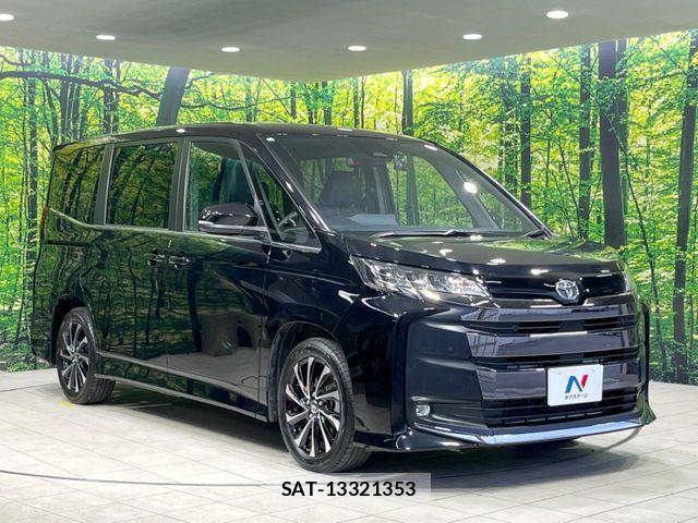 Toyota NOAH 2024-02 8146309-16