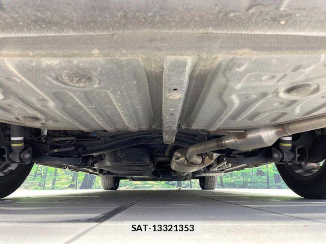 Toyota NOAH 2024-02 8146309-19