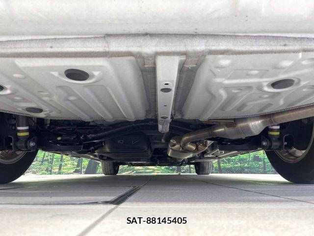 Toyota NOAH 2023-06 8146310-19