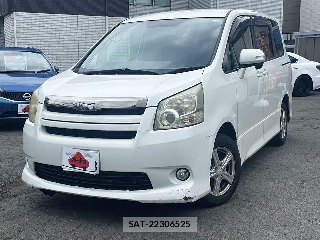 Toyota NOAH 2007-11 8146318-0