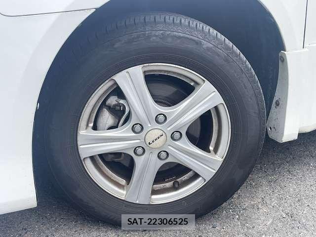 Toyota NOAH 2007-11 8146318-3