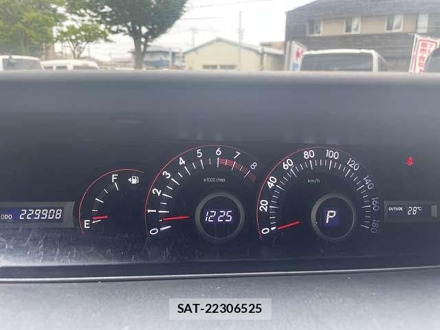Toyota NOAH 2007-11 8146318-4