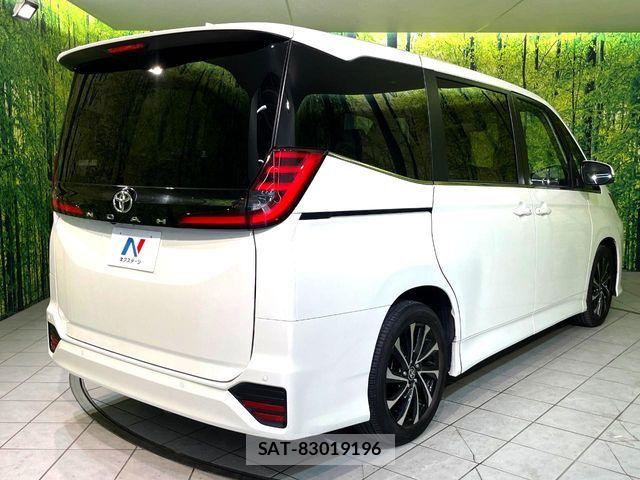 Toyota NOAH 2024-07 8146313-16