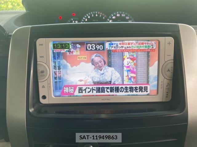 Toyota NOAH 2012-06 8158911-21