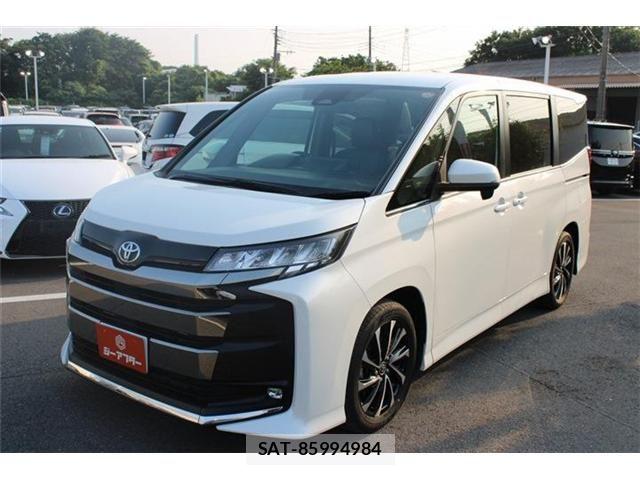 Toyota NOAH 2024-04 8158908-11