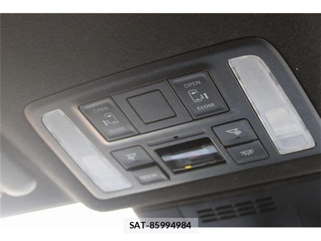 Toyota NOAH 2024-04 8158908-4