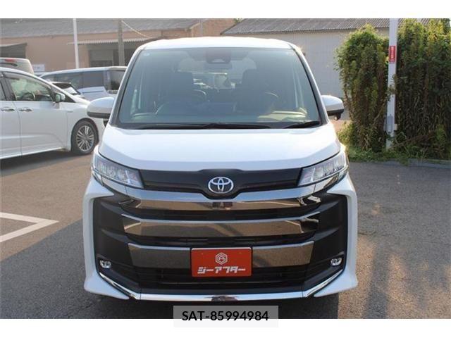 Toyota NOAH 2024-04 8158908-5