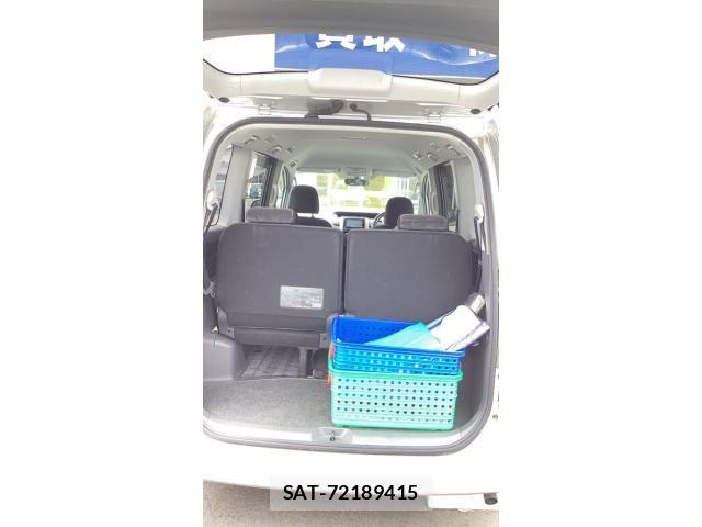 Toyota NOAH 2008-11 8158913-2