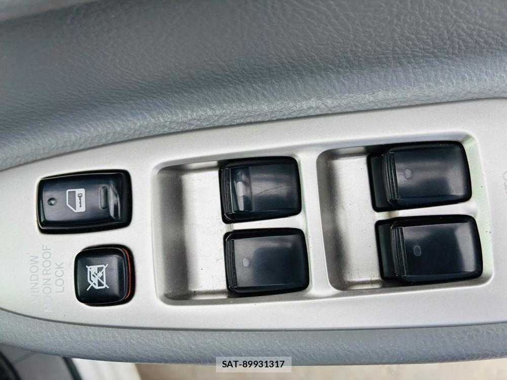 Toyota NOAH 2005-09 8119961-20