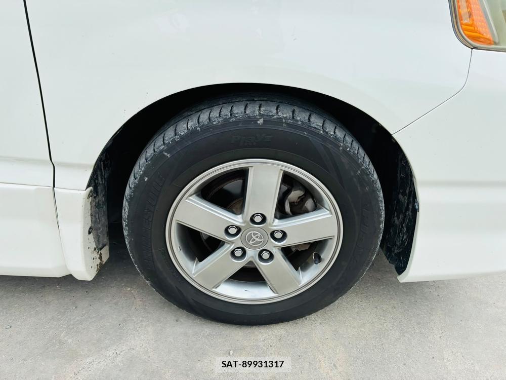 Toyota NOAH 2005-09 8119961-27