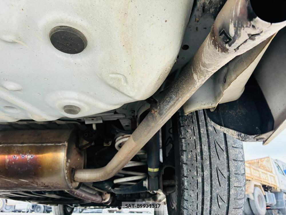 Toyota NOAH 2005-09 8119961-35
