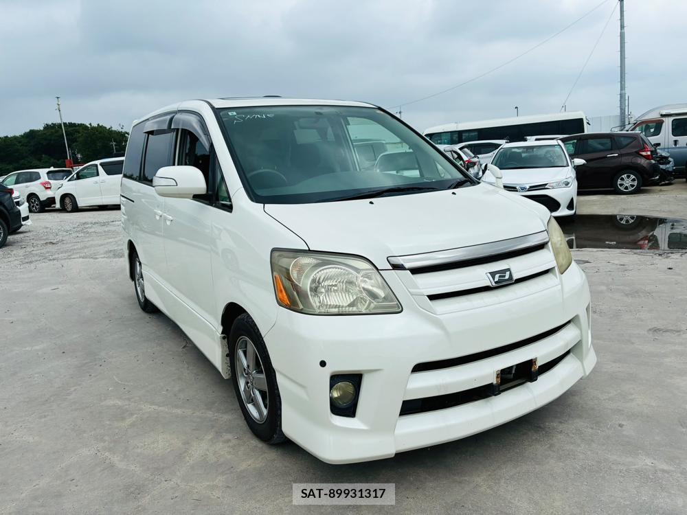 Toyota NOAH 2005-09 8119961-6