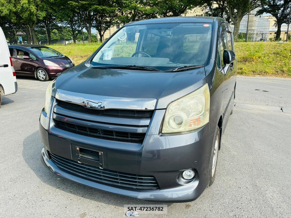 Toyota NOAH 2008-04 8056466-0