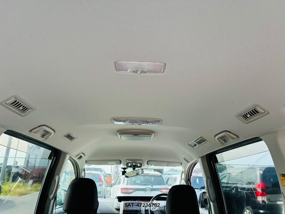 Toyota NOAH 2008-04 8056466-23