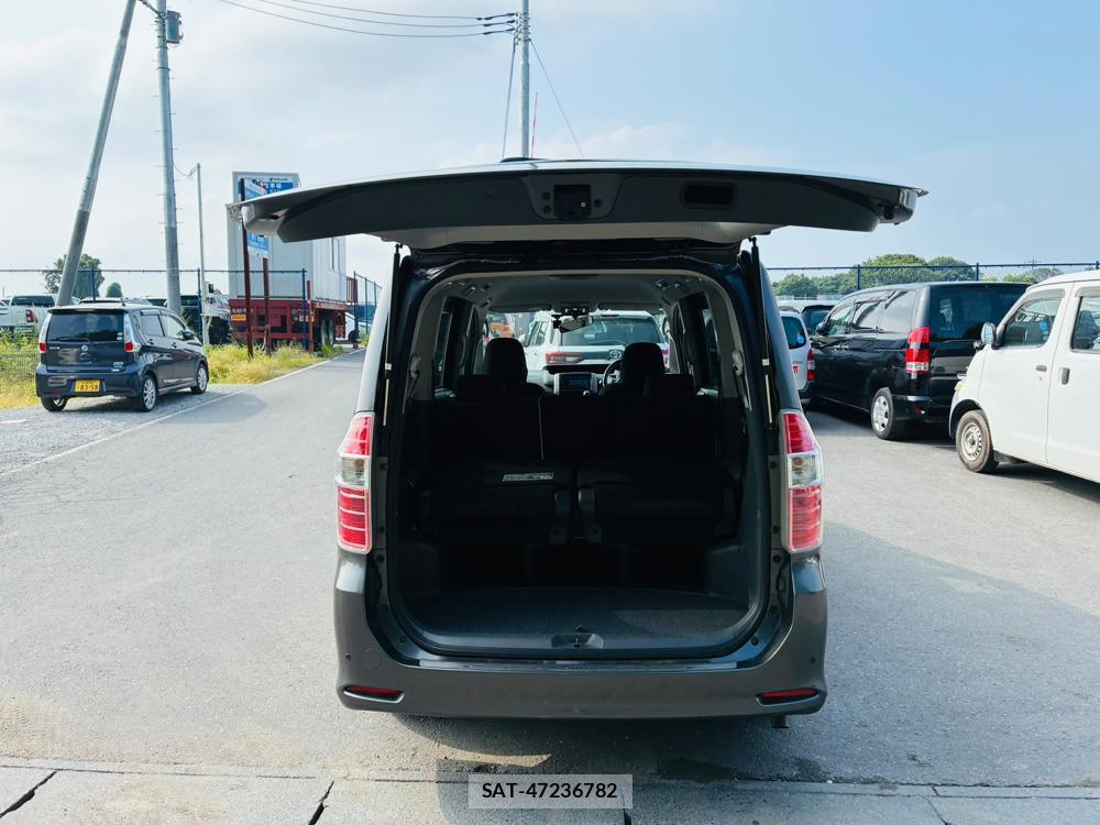 Toyota NOAH 2008-04 8056466-25
