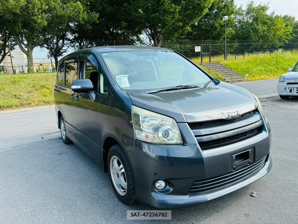 Toyota NOAH 2008-04 8056466-6