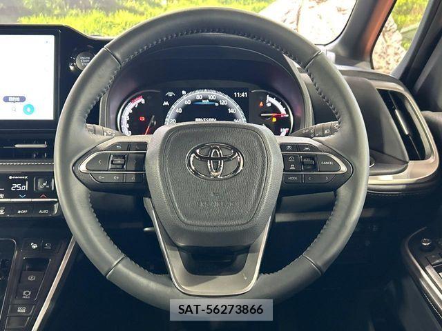 Toyota NOAH 2025-02 8209141-10