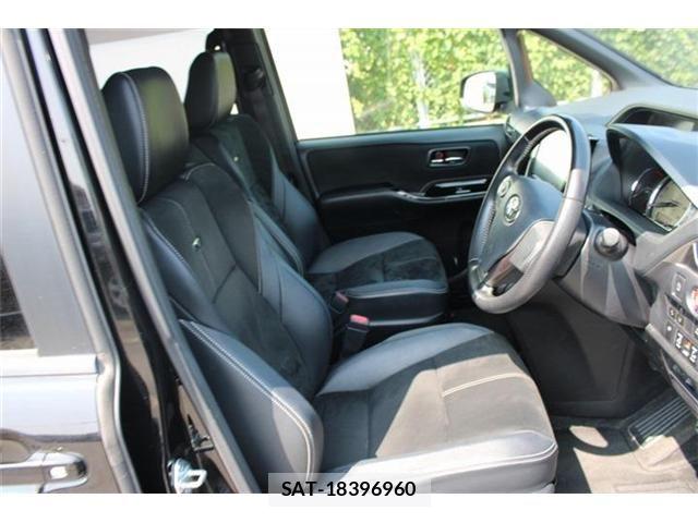 Toyota NOAH 2016-05 8209165-23