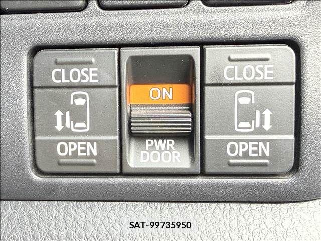 Toyota NOAH 2019-08 8209162-15