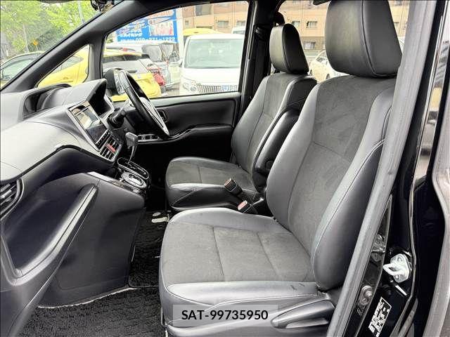 Toyota NOAH 2019-08 8209162-24