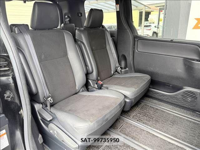 Toyota NOAH 2019-08 8209162-25