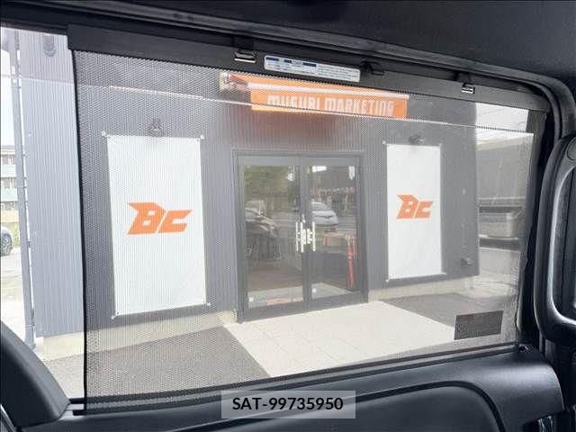 Toyota NOAH 2019-08 8209162-28