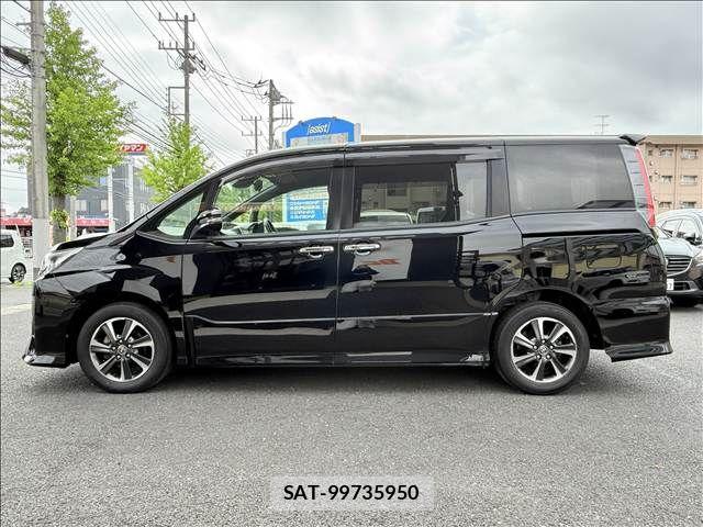 Toyota NOAH 2019-08 8209162-5