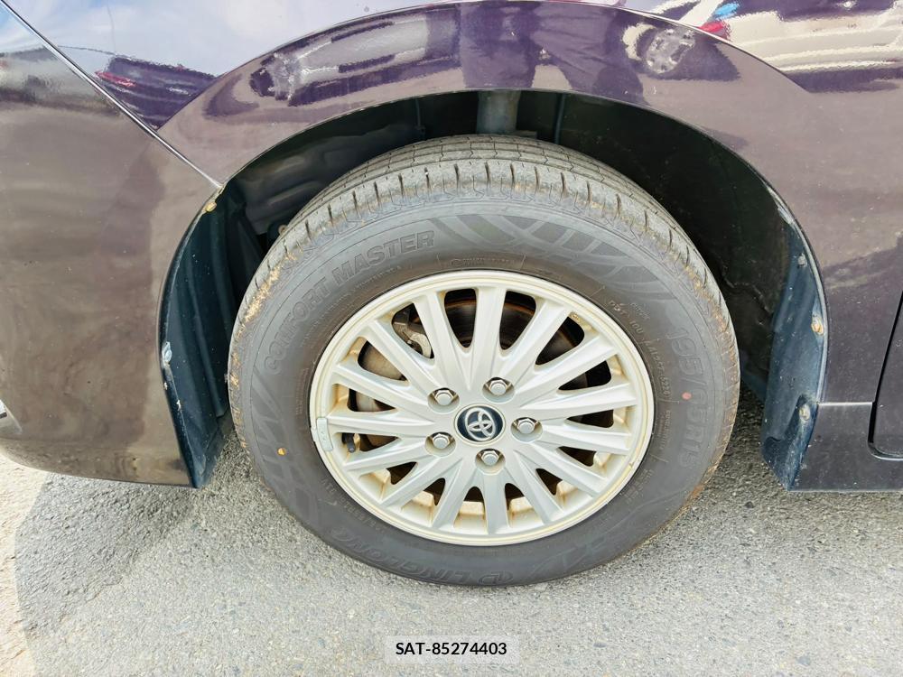 Toyota NOAH 2015-05 8120452-29