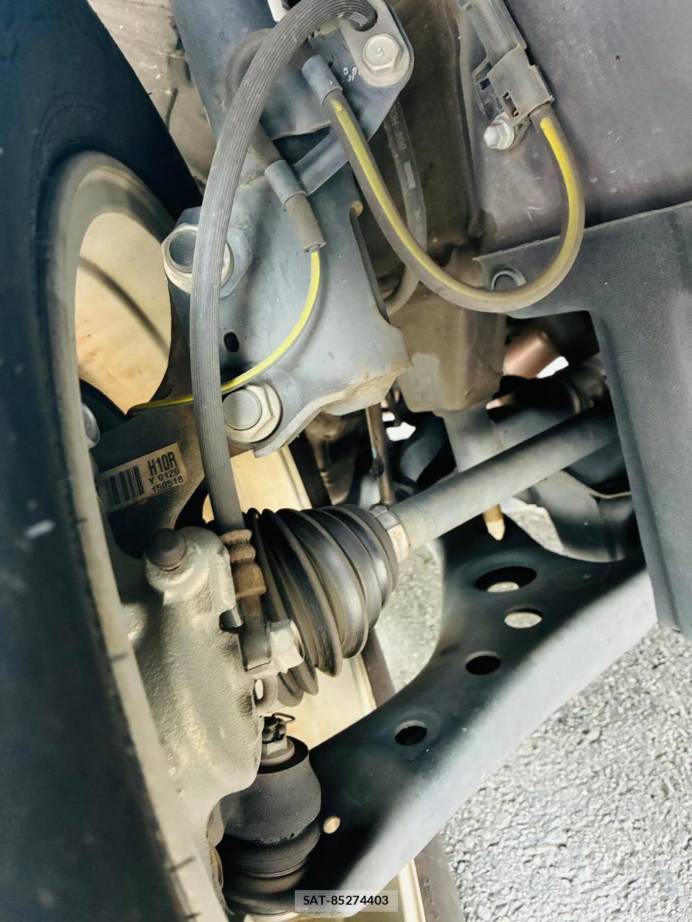 Toyota NOAH 2015-05 8120452-33