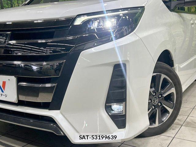 Toyota NOAH 2018-01 8209164-12