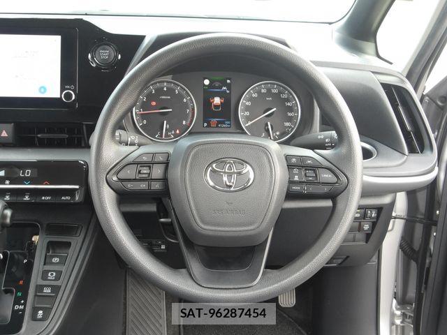 Toyota NOAH 2023-12 8209154-12