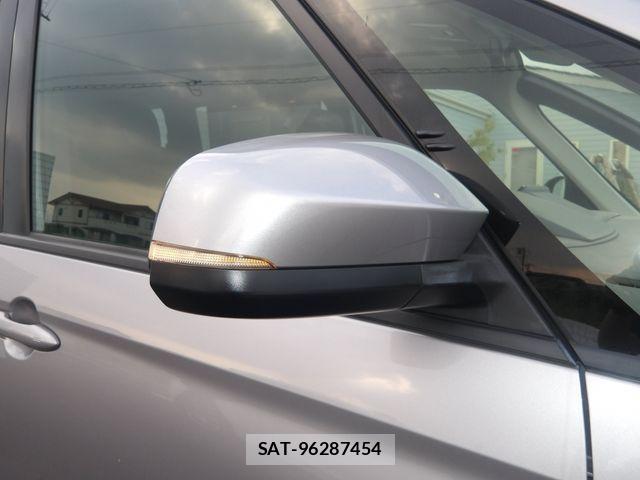 Toyota NOAH 2023-12 8209154-25