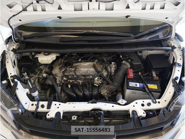 Toyota NOAH 2019-04 8209147-28