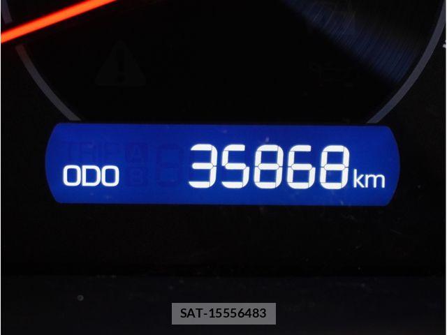 Toyota NOAH 2019-04 8209147-29