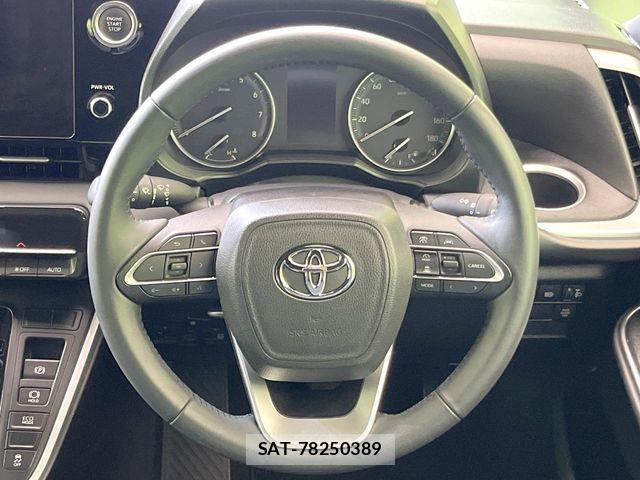Toyota NOAH 2023-02 8209148-11